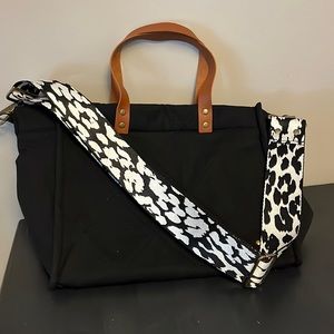 Pretty simple Carrie crossbody